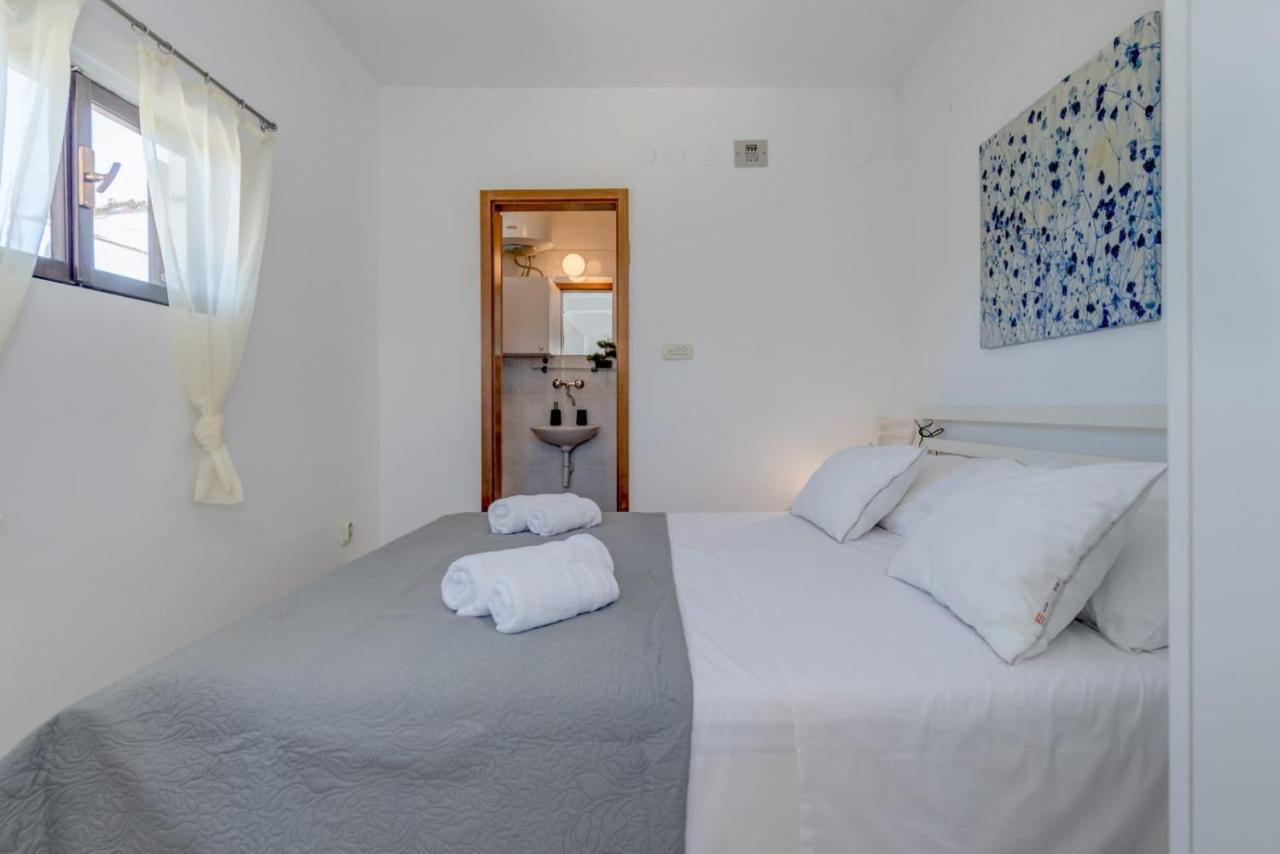 Holiday Home Kalinic Slatine Zewnętrze zdjęcie