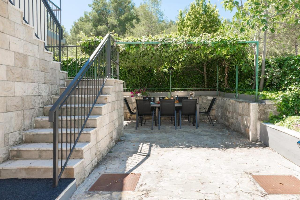 Holiday Home Kalinic Slatine Zewnętrze zdjęcie