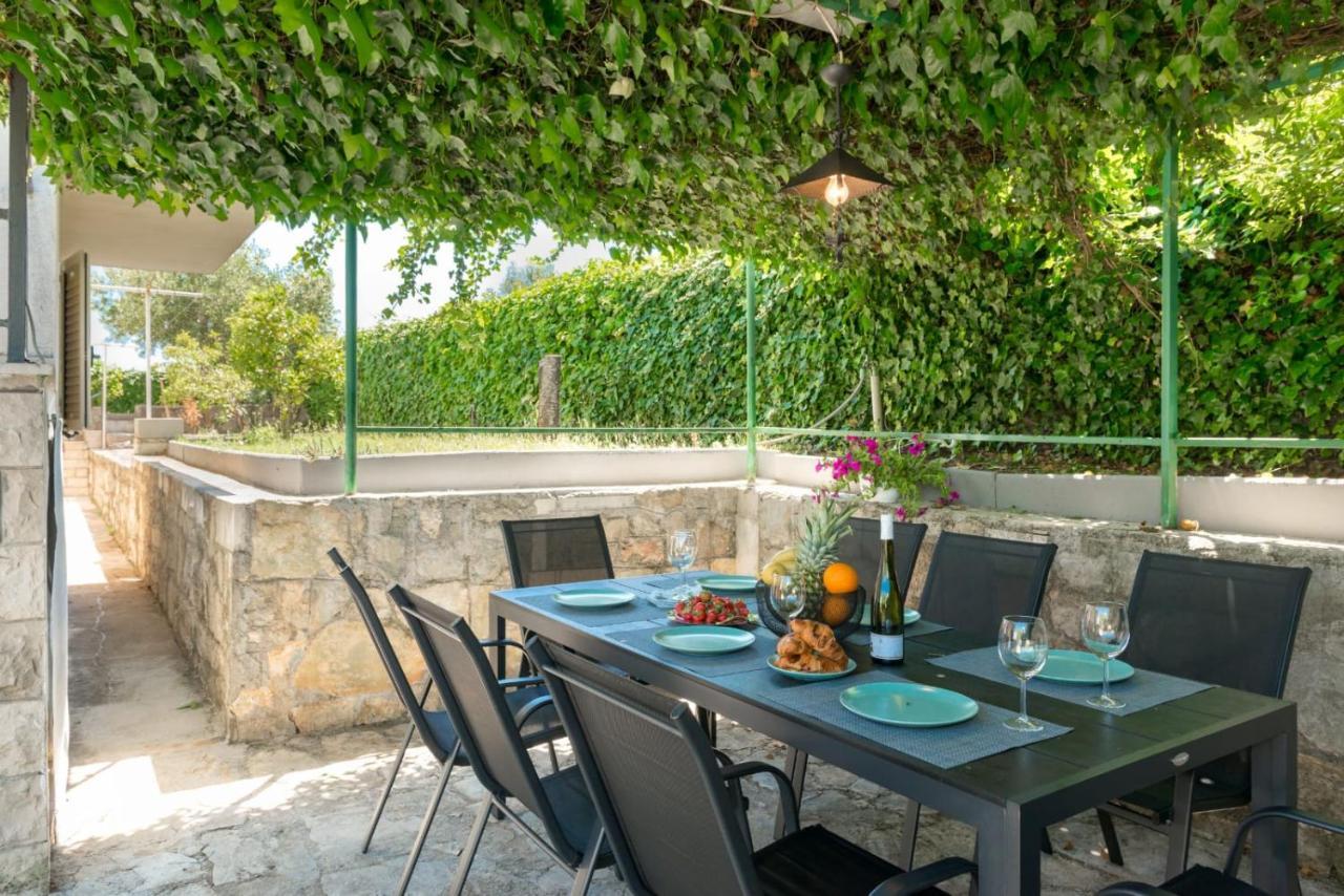 Holiday Home Kalinic Slatine Zewnętrze zdjęcie